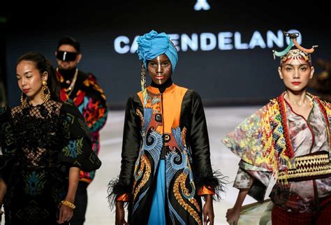  Indonesia Fashion Week 2019: Un Sogno di Stile e Inclusione Sociale attraverso le Creazioni di Eraldo