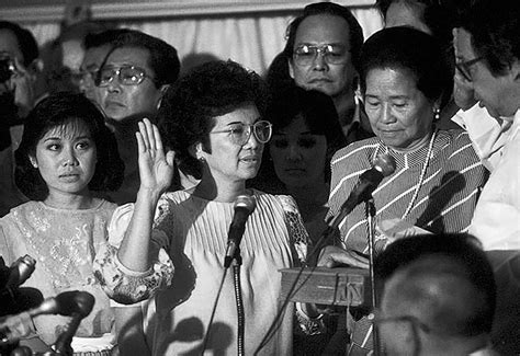 La Rivoluzione EDSA: Un Risveglio Democratico nelle Filippine guidato da Corazon Aquino